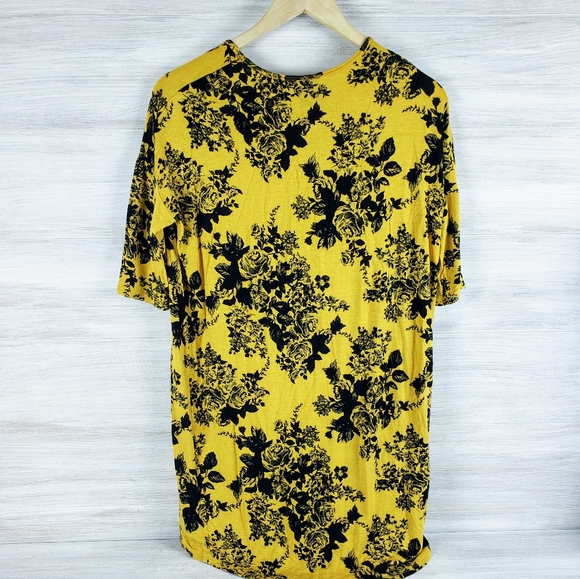 Agnes & Dora Floral Black and Yellow Top Made in USA - Picture 6 of 7